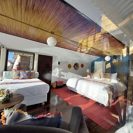 Uros Lodge Peru Puno Eksteriør bilde