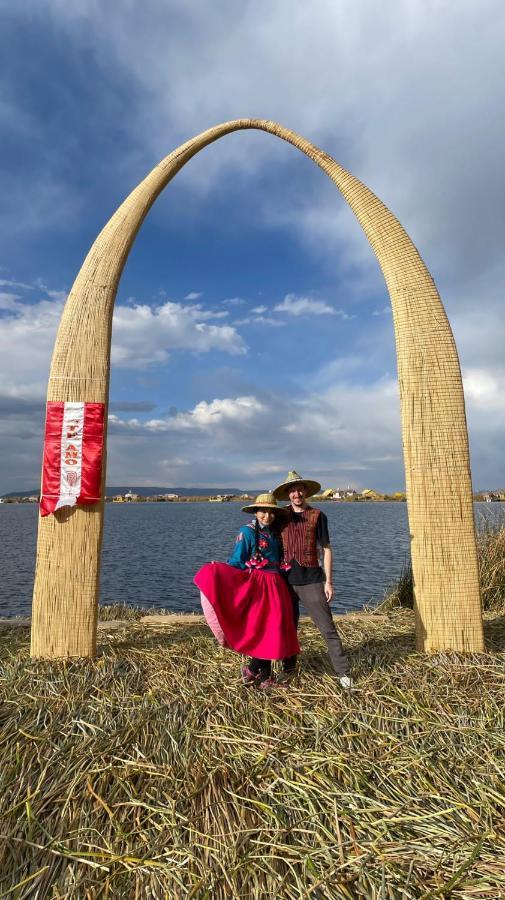 Uros Lodge Peru Puno Eksteriør bilde