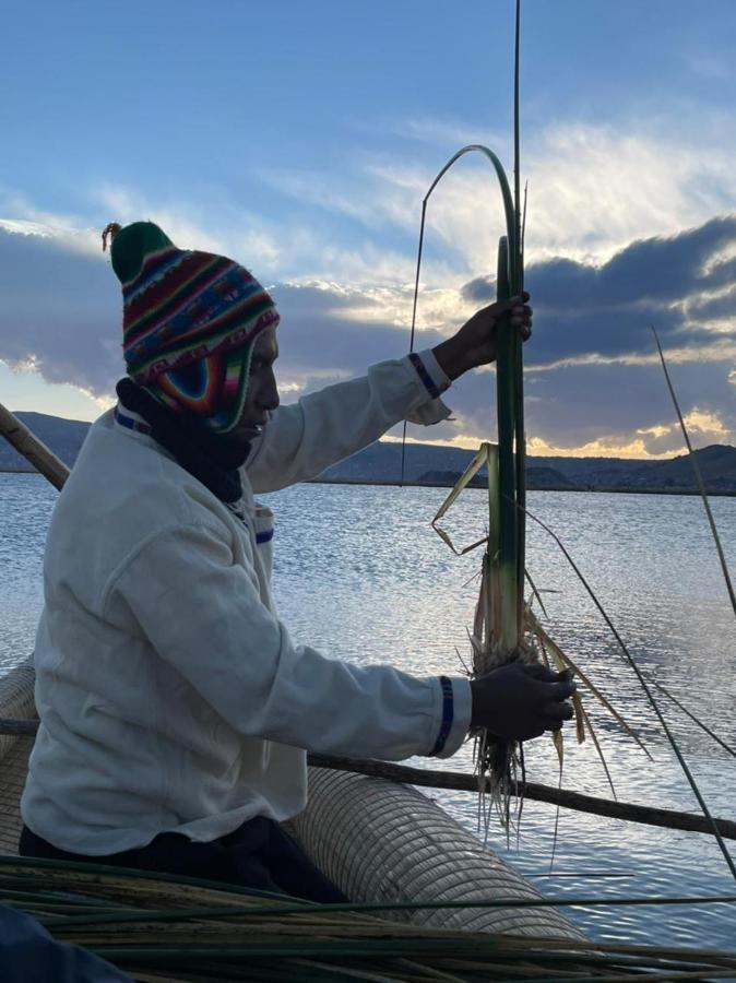 Uros Lodge Peru Puno Eksteriør bilde