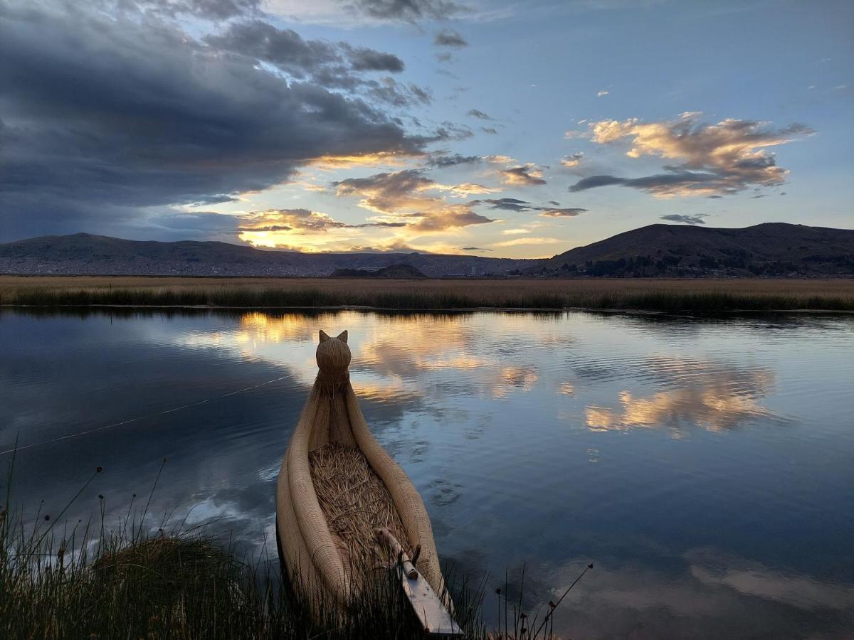 Uros Lodge Peru Puno Eksteriør bilde