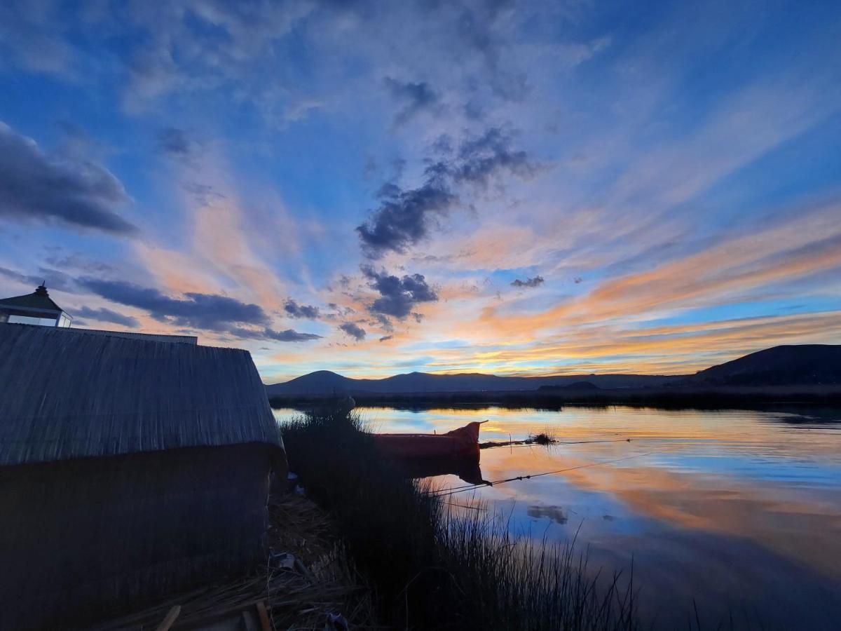 Uros Lodge Peru Puno Eksteriør bilde