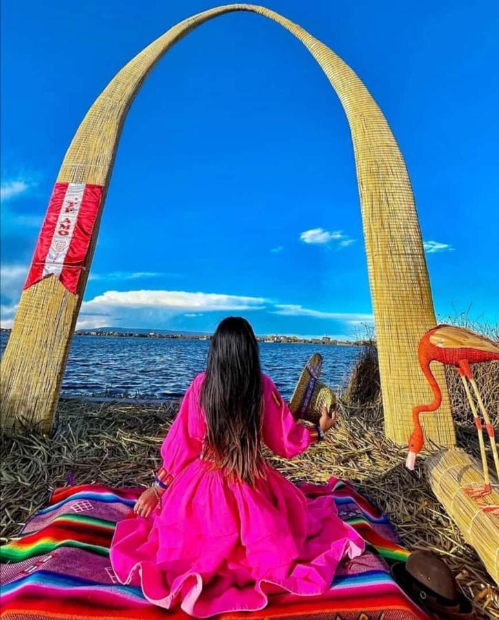 Uros Lodge Peru Puno Eksteriør bilde