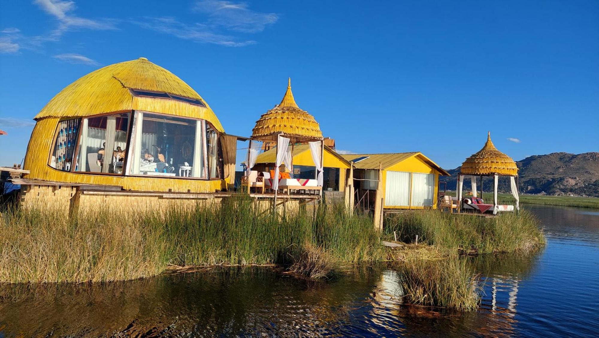 Uros Lodge Peru Puno Eksteriør bilde