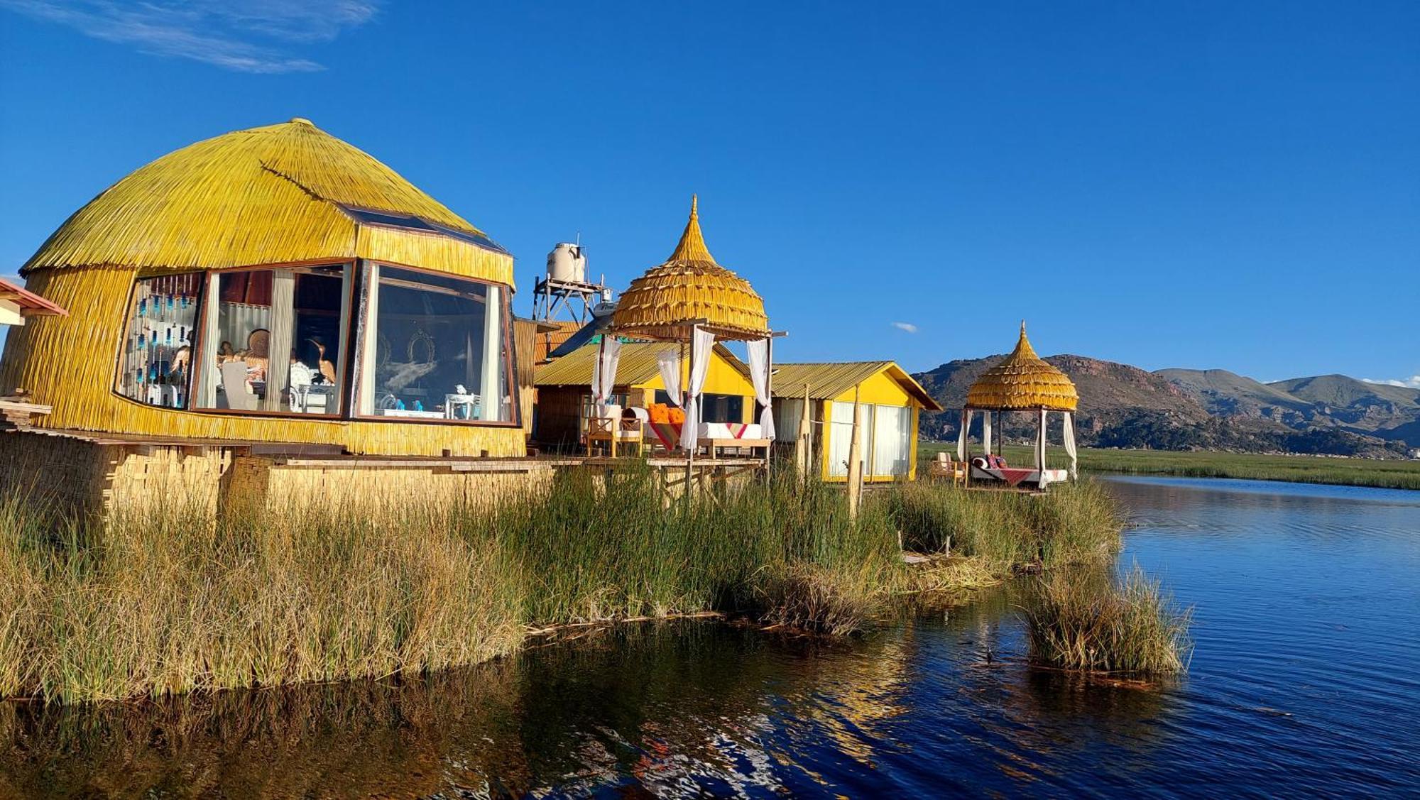 Uros Lodge Peru Puno Eksteriør bilde